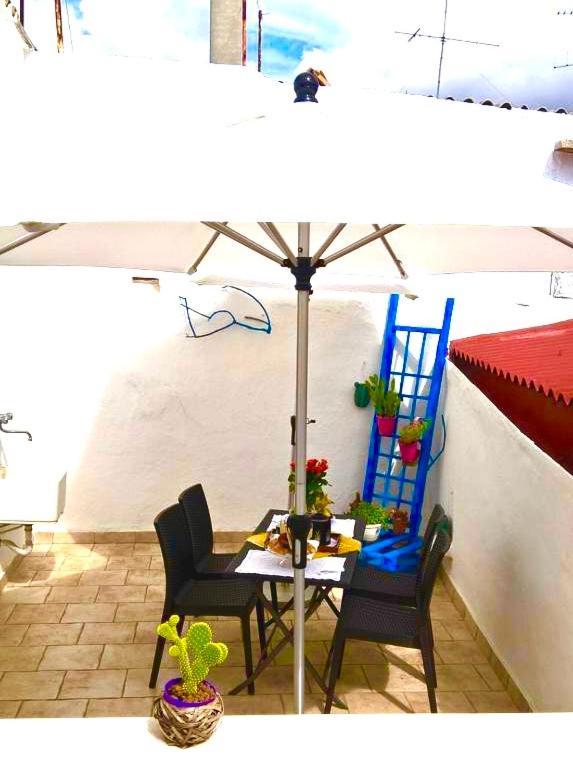 Antiche Mura Apartments "Nel Cuore Della Puglia"Bivani, Cucina, Terrazzo Turi Exterior photo