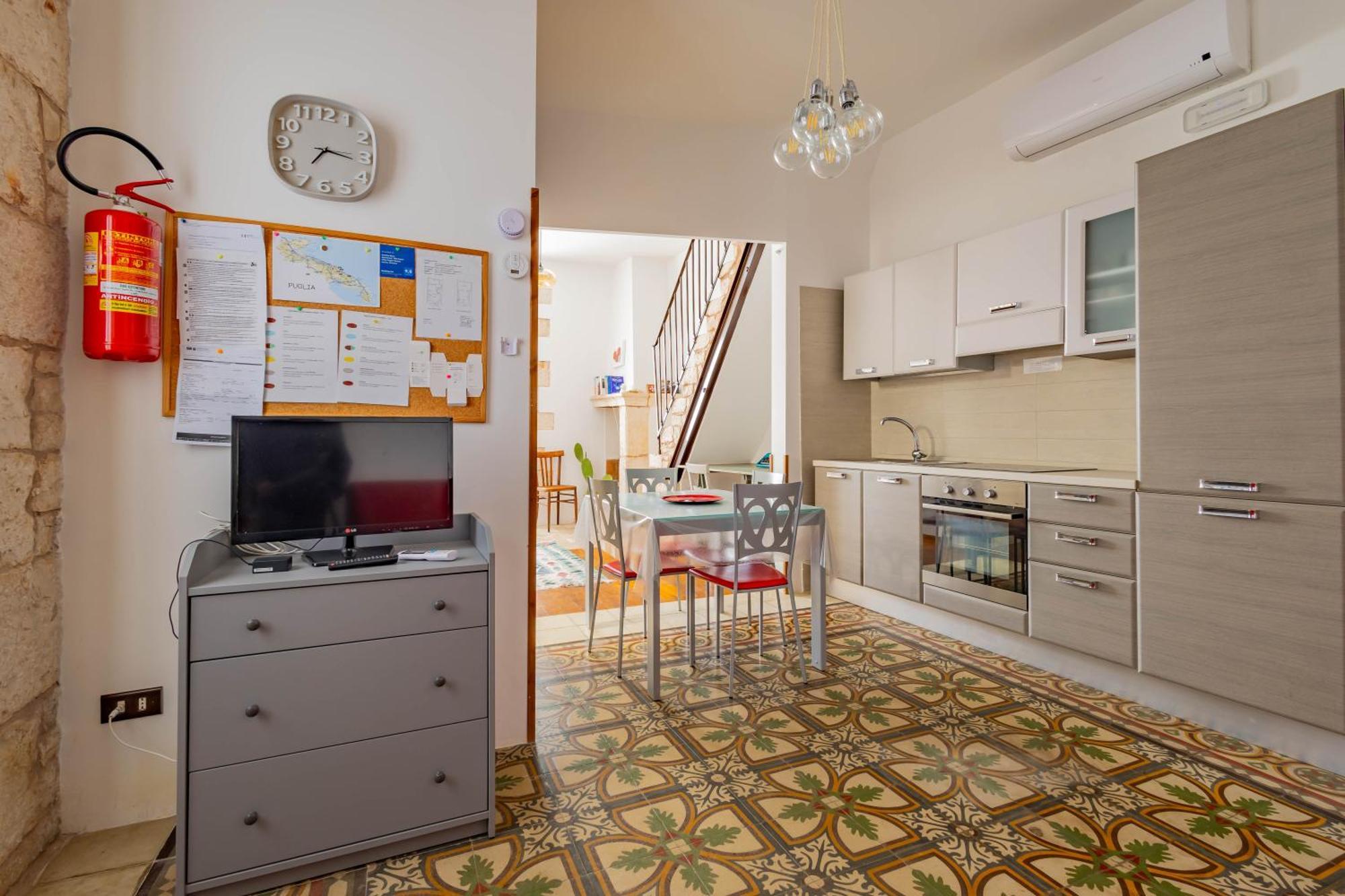 Antiche Mura Apartments "Nel Cuore Della Puglia"Bivani, Cucina, Terrazzo Turi Exterior photo